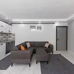 Gokmen Residences *