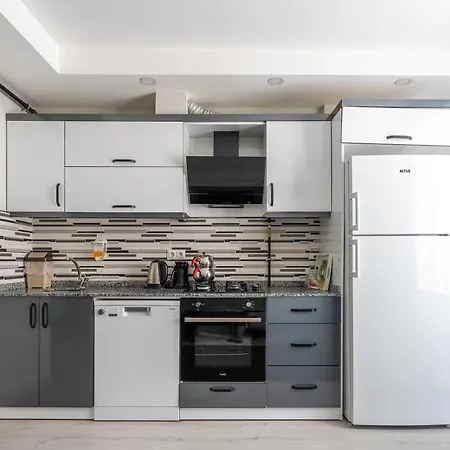 Gokmen Residences